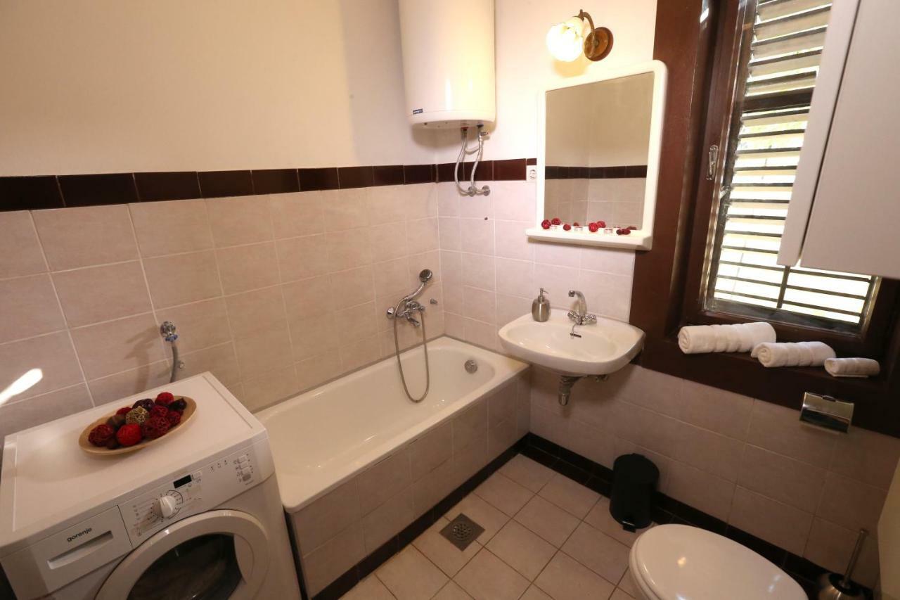 Ferienwohnung Robo 1 Koper Exterior foto